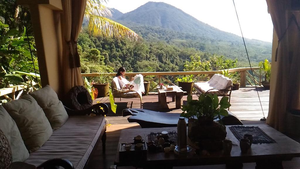 Dwan Tea Mountain Side Bed & Breakfast จาตีลูวีห์ ภายนอก รูปภาพ