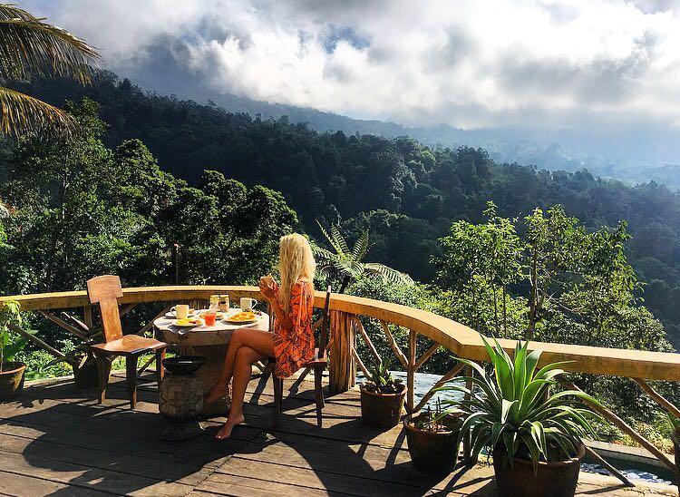 Dwan Tea Mountain Side Bed & Breakfast จาตีลูวีห์ ภายนอก รูปภาพ