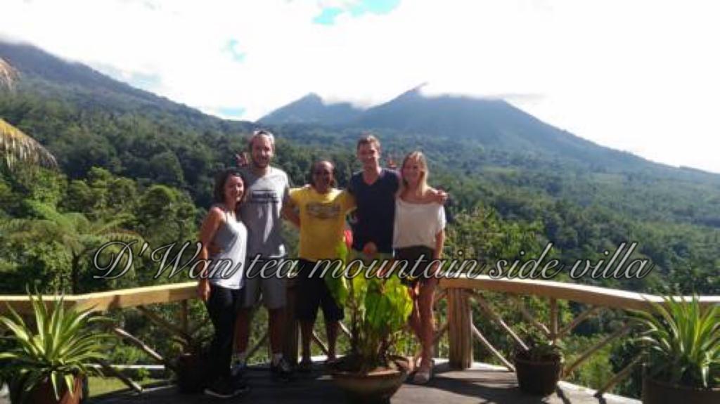 Dwan Tea Mountain Side Bed & Breakfast จาตีลูวีห์ ภายนอก รูปภาพ