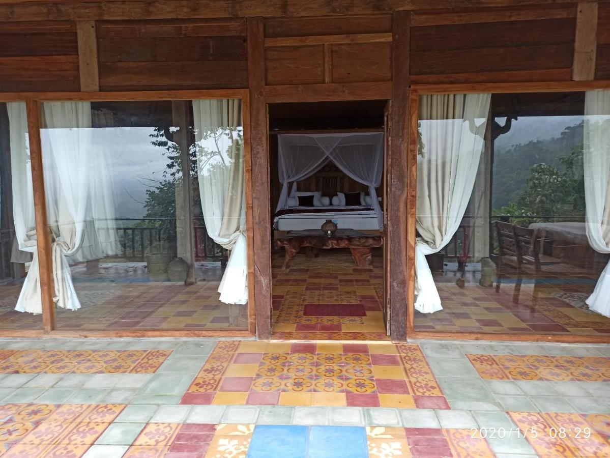 Dwan Tea Mountain Side Bed & Breakfast จาตีลูวีห์ ภายนอก รูปภาพ